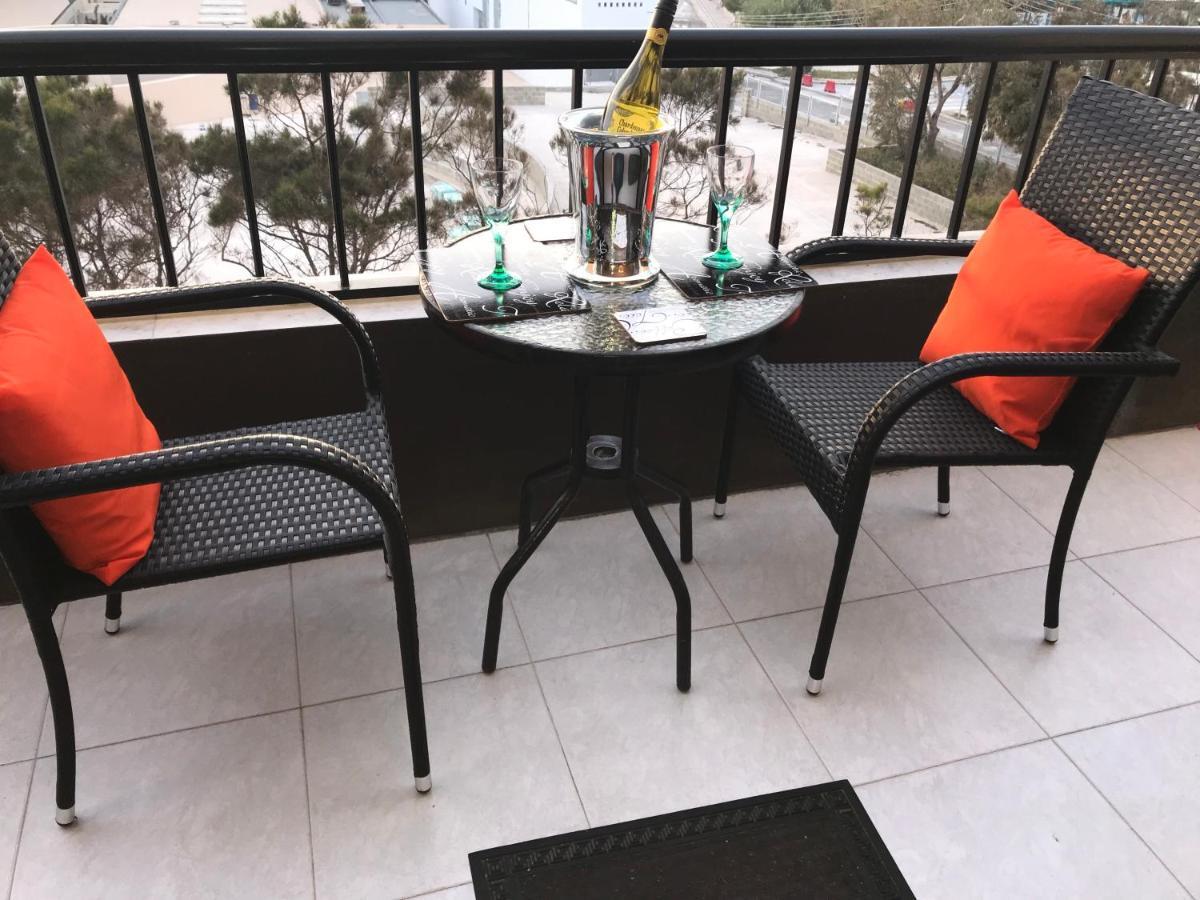 Manor Court Luxury Apartment San Pawl il-Baħar Eksteriør bilde